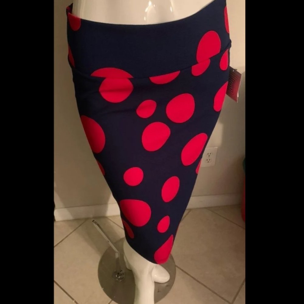 2XL- Beautiful Bright Navy Blue and Red Lula Roe Cassie